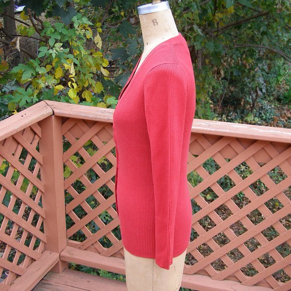 Moda International Size M 6-8 Red Knit Cardigan from Victoria's Secret - Picture 9 of 9
